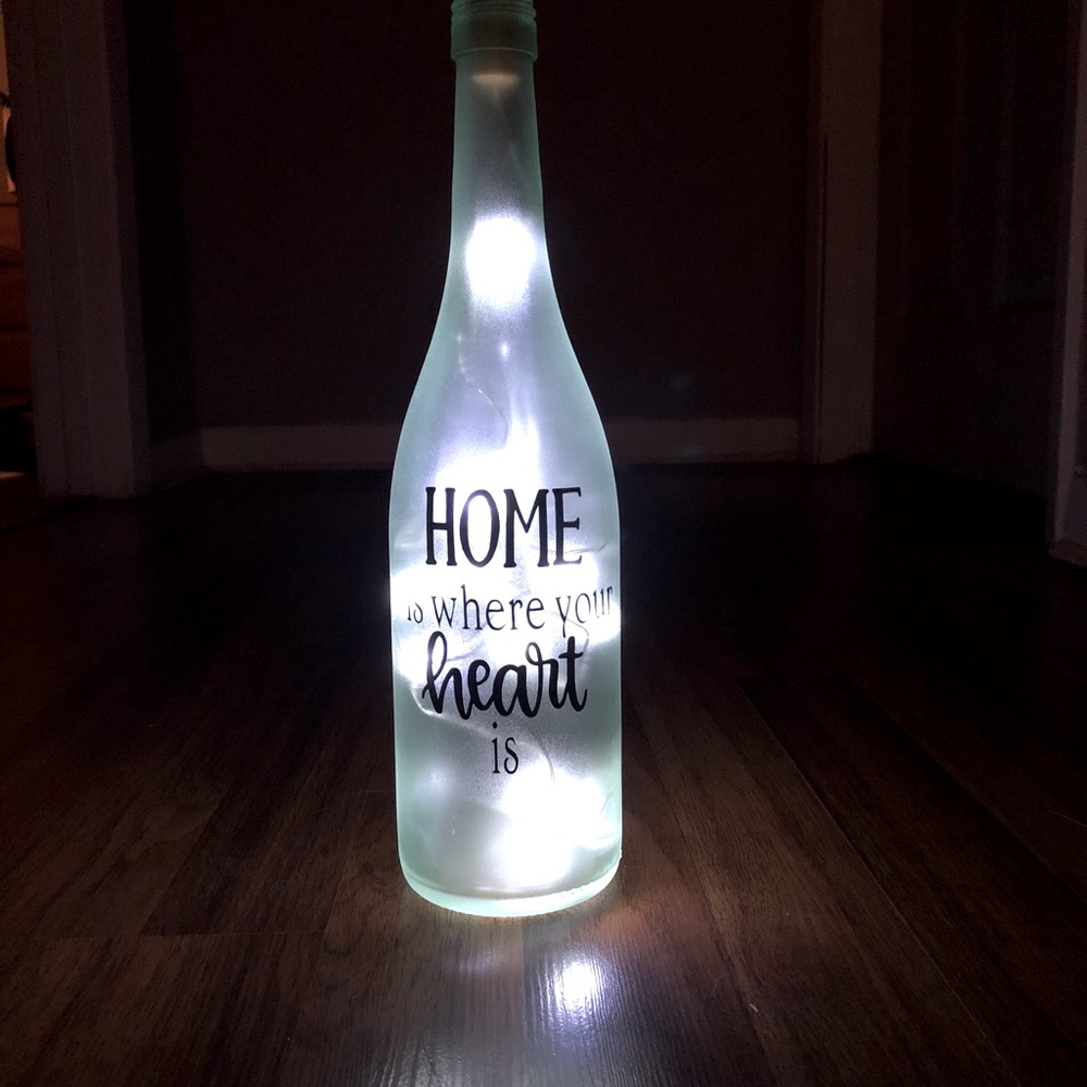 Home is where your heart is light up wine bottle